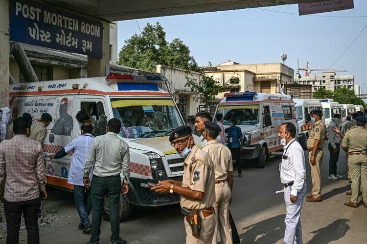 "Il y avait des corps partout" sur le site du crash du Boeing d'Air India