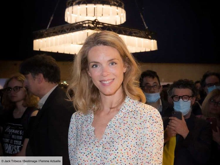 "Cet amour qui me porte depuis toujours" : Julie Andrieu rend hommage à sa mère Nicole Courcel, neuf ans après sa mort