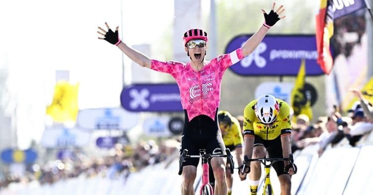 À travers la Flandre: Van Aert s'incline au sprint