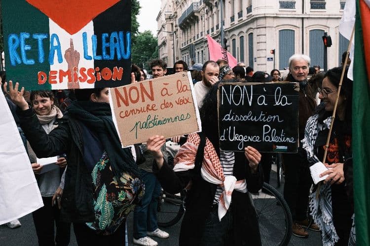 Meeting de protestation contre la dissolution de la Jeune Garde et d'Urgence Palestine