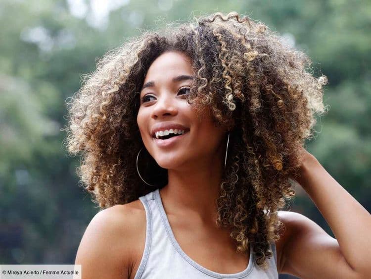 Cet accessoire est indispensable pour prendre soin des cheveux texturés, selon une trichologue