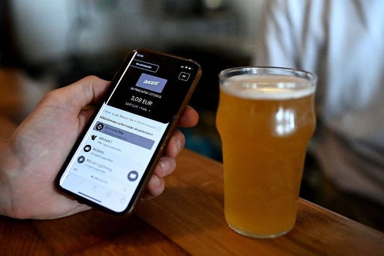 Près de Bordeaux, l'essor timide des emplettes quotidiennes en cryptomonnaies
