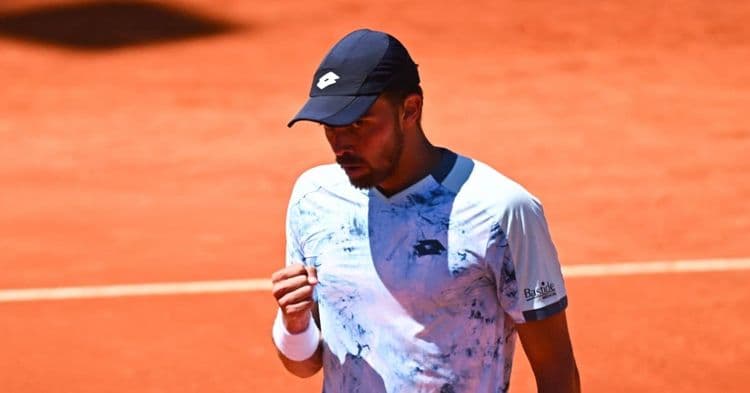 Bonzi, l'éclaircie bleue