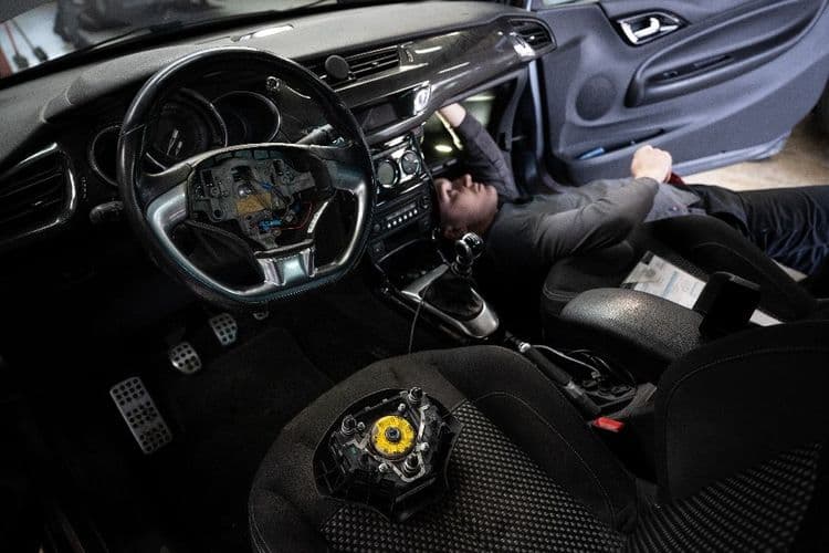 Airbags Takata: le gouvernement ordonne l'immobilisation de 800.000 véhicules supplémentaires