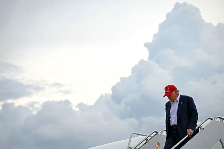 La "grande et belle loi" de Trump s'embourbe au Congrès