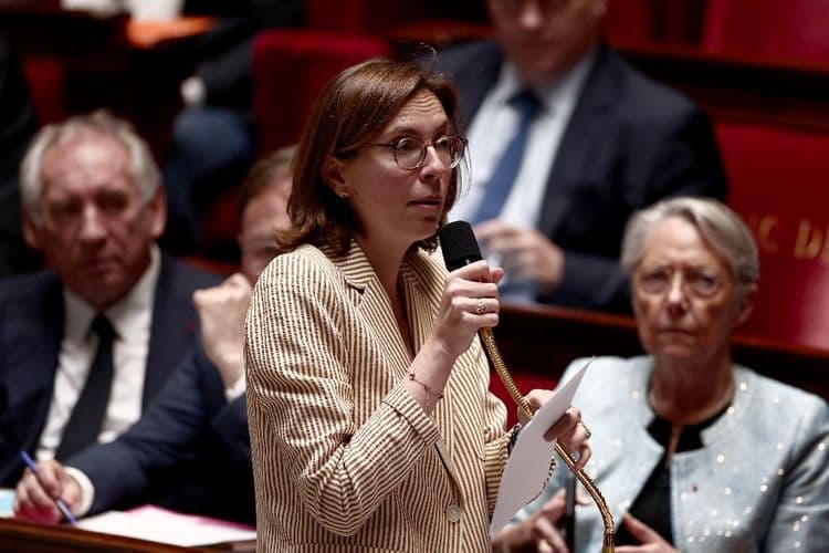 Le gouvernement veut remettre la Sécurité sociale à l'équilibre en 2029, indique Mme de Montchalin