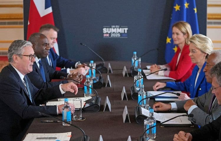 Le Royaume-Uni et l'UE concluent un "nouveau partenariat stratégique", cinq ans après le Brexit