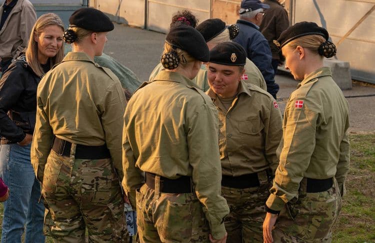 Service militaire et maricides : 5 infos sur les droits des femmes dans le monde