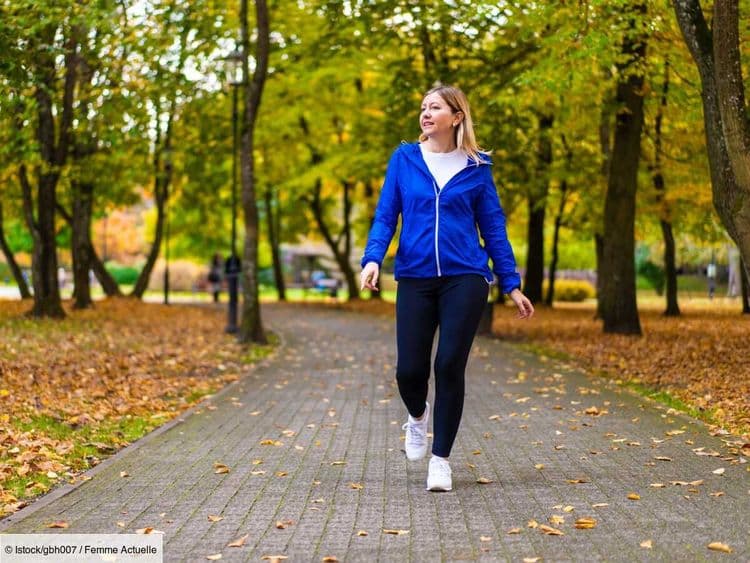 Marcher 30 minutes par jour est-il efficace pour perdre du poids ? La réponse d’un coach