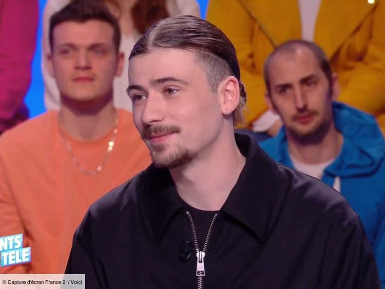 "Excusez-moi c'est qui ?" : cet invité qui ne reconnait pas Pierre Garnier dans Les enfants de la télé (ZAPTV)