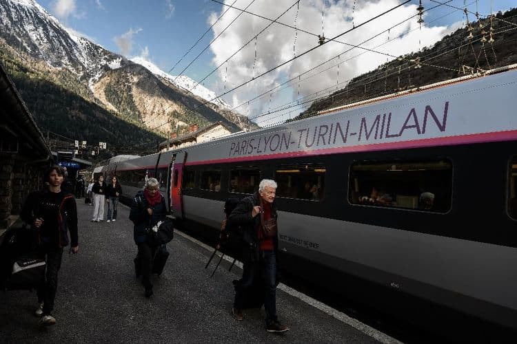 Trafic ferroviaire interrompu "au moins plusieurs jours" entre Paris et Milan après de violents orages
