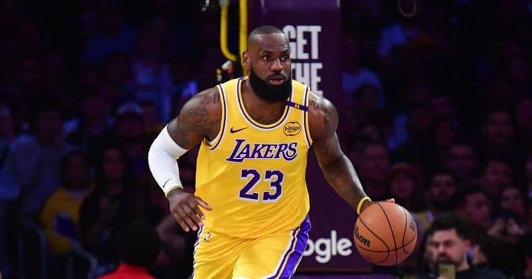LeBron James, c'est officiel
