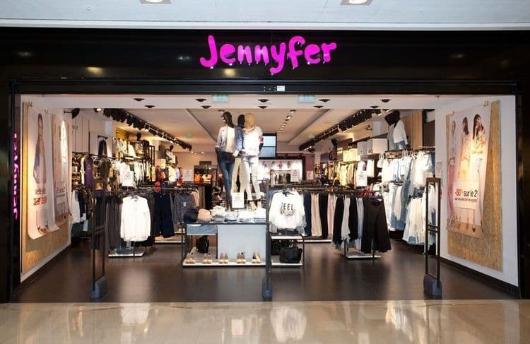 Nouvelle chute dans la mode française : cette marque icône du prêt-à-porter ado demande sa liquidation judiciaire