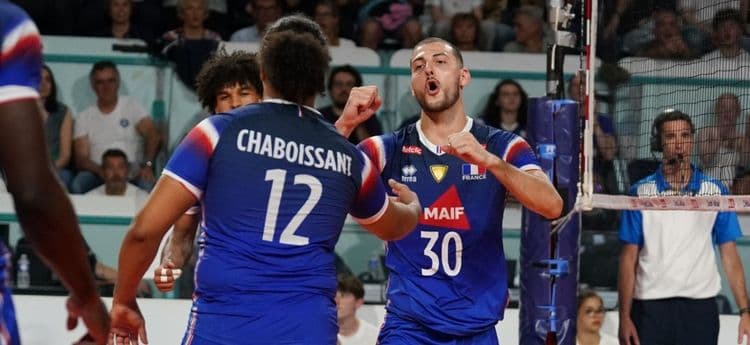 Les Bleus dominent l'Italie