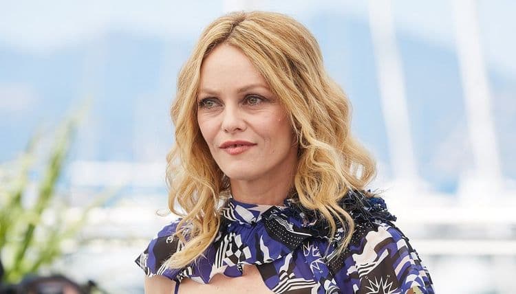 Incognito à Paris, le fils de Vanessa Paradis grillé en service dans un restaurant : "C'était un bon employé"