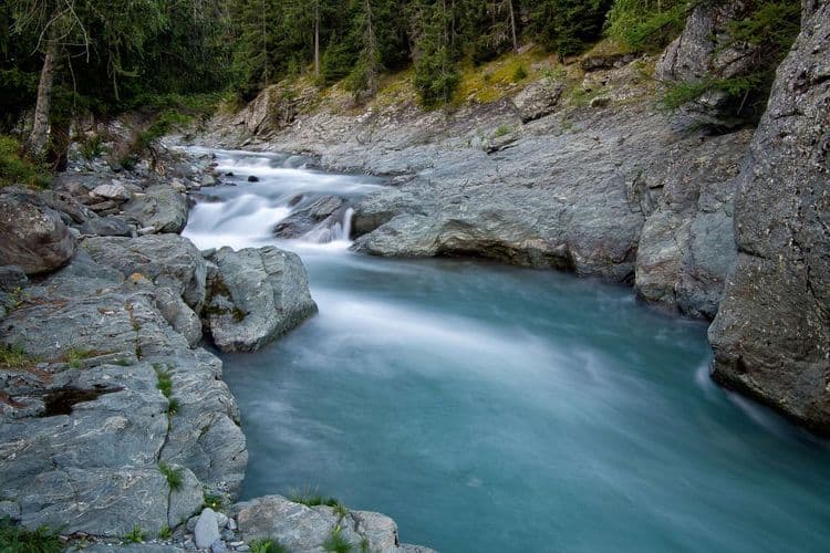 Le débit des rivières se transforme complètement dans tous les pays de l'hémisphère Nord