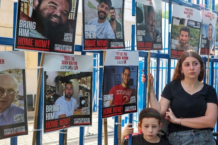 Cessez-le-feu entre Israël et l'Iran, une "opportunité" pour les proches des otages à Gaza