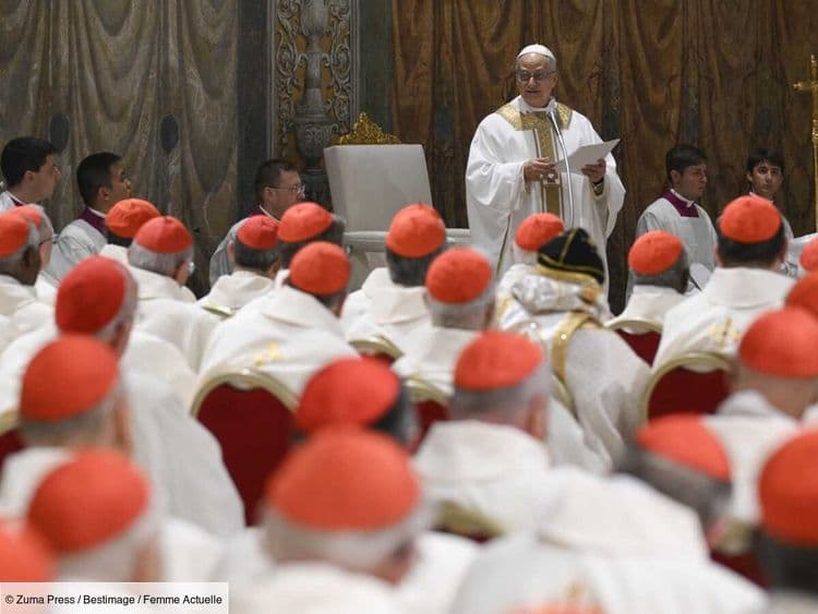 "Ils ont vidé le minibar" : un cardinal raconte la facture très salée d’un ancien conclave