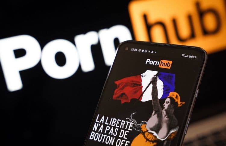 Accès des mineurs aux sites pornos : le gouvernement entame un bras de fer judiciaire
