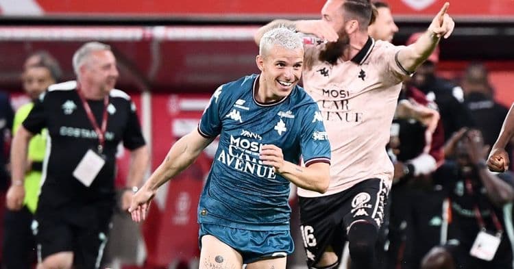 Le but sensationnel de Gauthier Hein qui envoie Metz en L1 (vidéo)