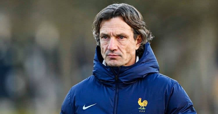 Lourdes accusations contre le sélectionneur des Bleues