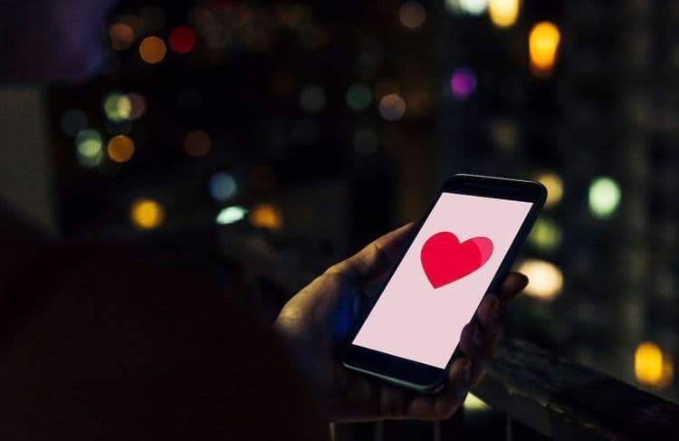 Tinder : cette nouvelle fonctionnalité vous évitera de tomber sur de faux profils