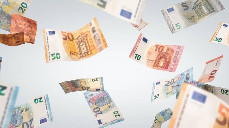 Livret d'épargne : un client escroqué par sa femme, cette grande banque refuse de le rembourser