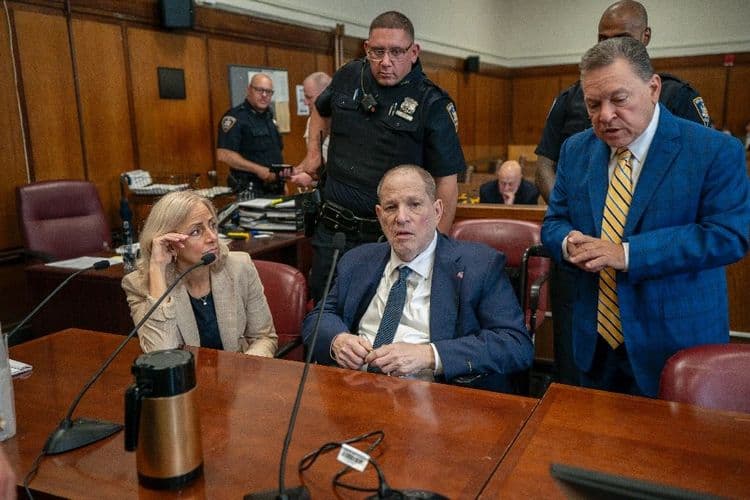 Procès Weinstein: le juge déclare nulle la procédure pour viol