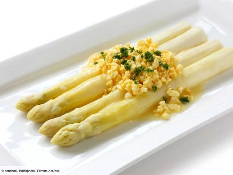 Asperges à la flamande : cette sauce très simple va les sublimer