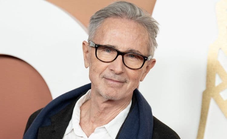 2 mois après sa mort, Thierry Lhermitte (72 ans) en opposition avec Michel Blanc : "Moi, je…"