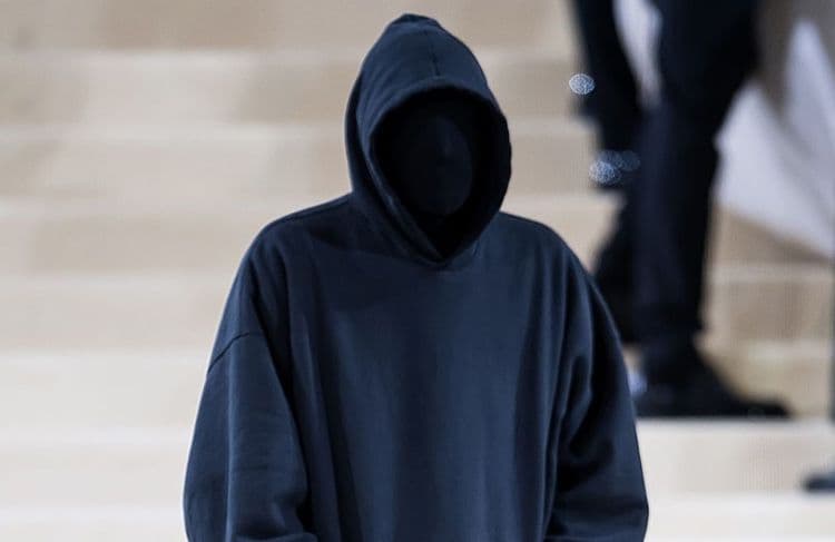 Fin de partie pour l’oversize ? Demna annonce « ne plus être intéressé » par les coupes XXL