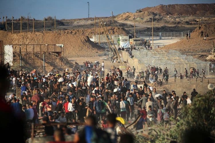 Gaza: 56 personnes tuées jeudi, l'Espagne dénonce un "génocide"