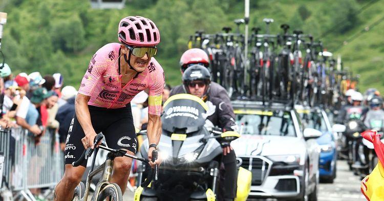 La 17e étape du Tour de France en direct: Carapaz en solitaire