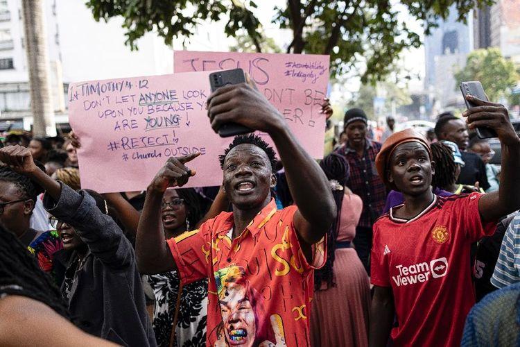 Smartphones contre lacrymo: au Kenya, la "génération Z" se mobilise