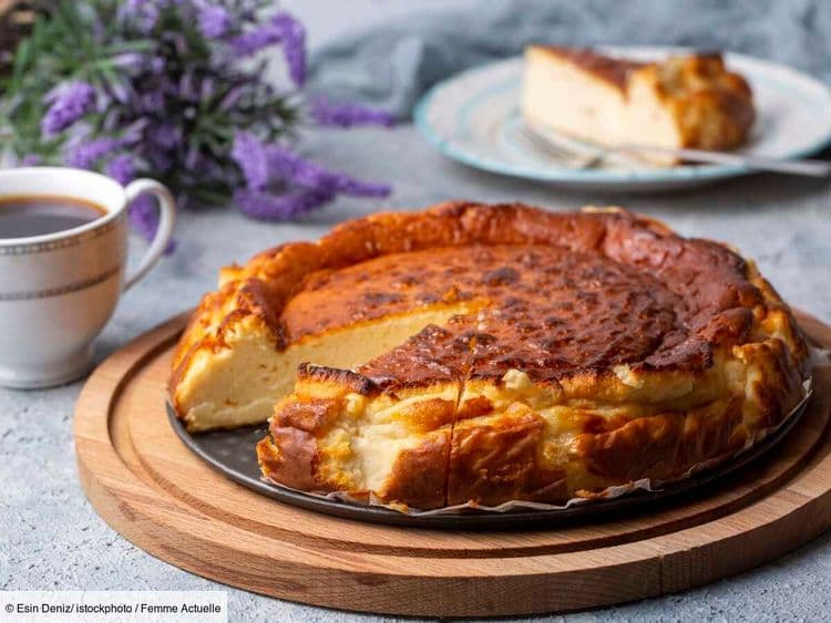 Gâteau léger au fromage blanc et chocolat blanc : la recette pour une texture entre le flan et la mousse
