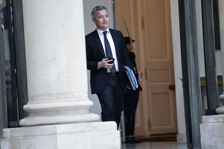 L'Etat va rapatrier des jihadistes français détenus en Irak, affirme Darmanin
