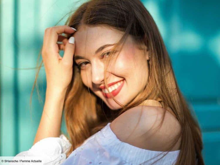 Comment réappliquer facilement son SPF par-dessus son maquillage ? Les conseils d'une make-up artist