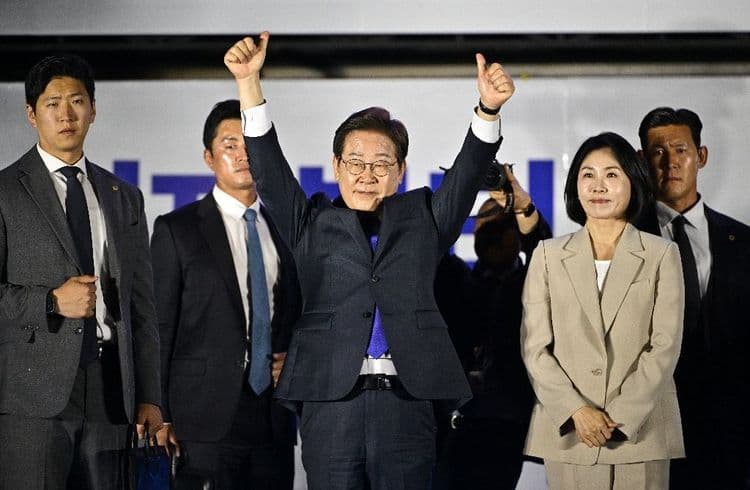 Corée du Sud: Lee Jae-myung investi président après son triomphe électoral