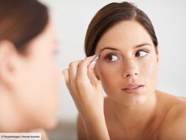 Vous épilez vos sourcils à la maison ? Cette astuce toute simple pourrait vous sauver d’une erreur de forme
