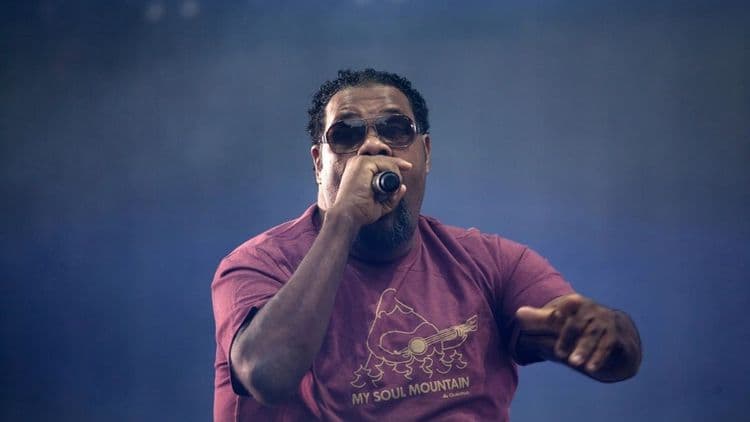 Mort de Fatman Scoop : il s'écroule sur scène en plein concert