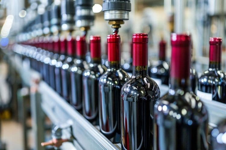 Comment est élaboré le vin rouge ?