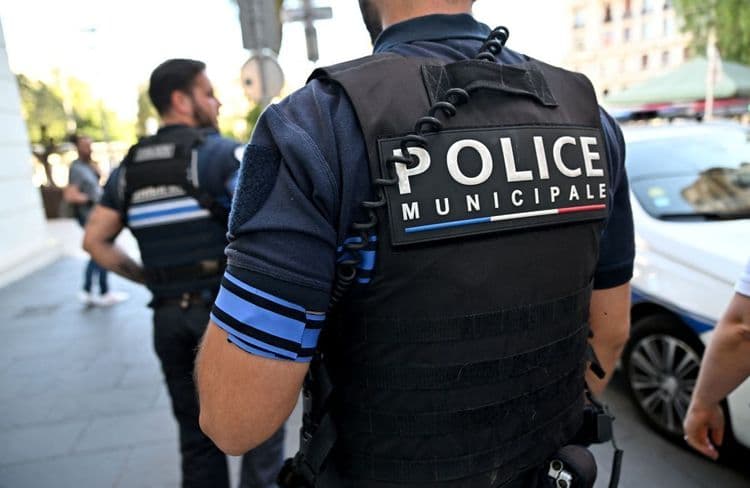 Haute-Savoie : un gynécologue condamné à 10 ans de prison pour viols sur neuf patientes