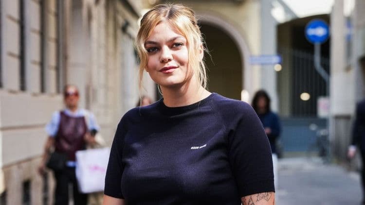 Stéphane Bern évoque la défaite de Louane à l'Eurovision : "On se prend une douche froide"