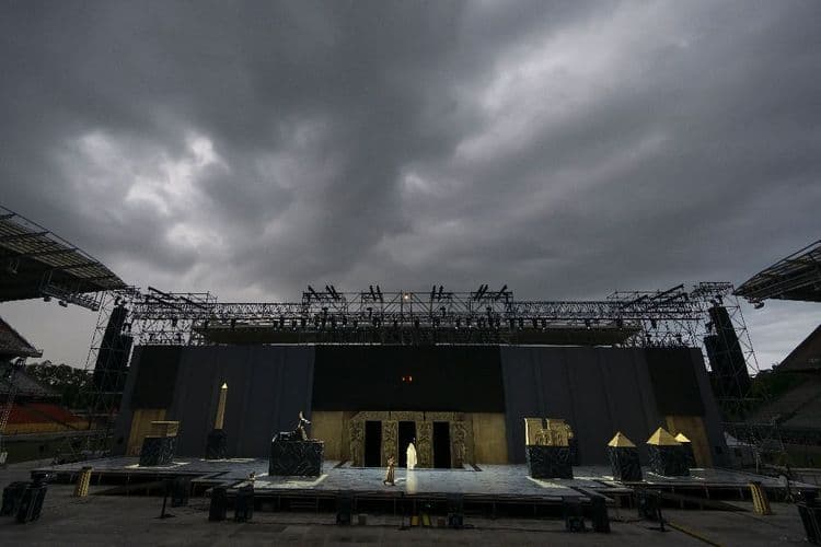 De Johnny à Verdi: le stade de Metz passe à l'opéra
