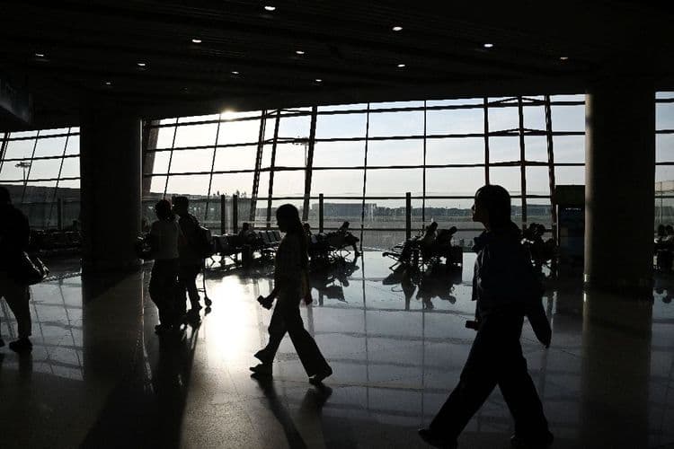 Facturation des bagages à main: sept compagnies aériennes dans le viseur d'associations