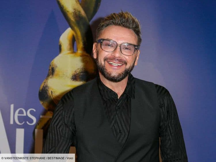Jeanfi Janssens en couple ? "Je pense qu'on est sur la bonne voie", confie l'humoriste sur sa "belle histoire" avec son crush
