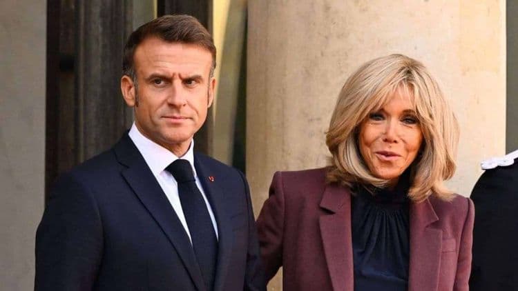 Emmanuel Macron : avant l'affaire de la gifle au Vietman, il se serait pris une "déculottée" par son épouse Brigitte Macron, tous les détails !