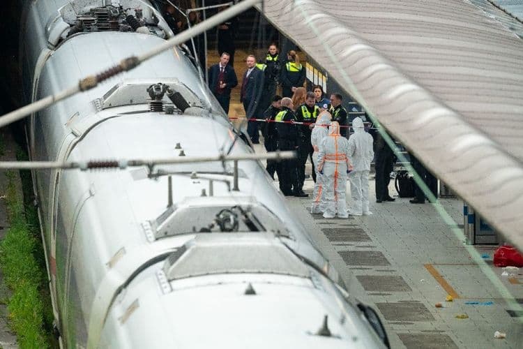 Attaque au couteau à Hambourg: la suspecte atteinte de troubles mentaux