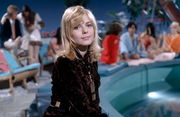 « La Prisonnière » : une chanson inédite de France Gall sort 50 ans après son enregistrement