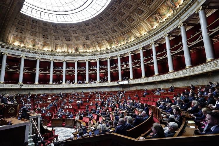 L'Assemblée appelle à abroger la réforme des retraites